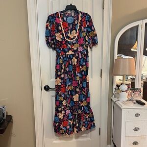 Floral midi dress sz L